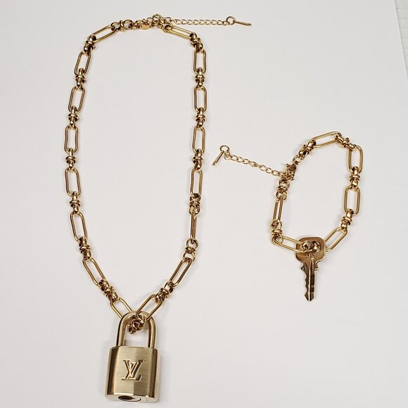 Authentic Louis Vuitton Padlock w/unbranded Stainless Steel Necklace & Bracelet - Picture 5 of 16
